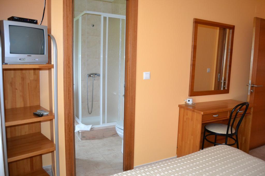 Hostal Pereirina セー エクステリア 写真
