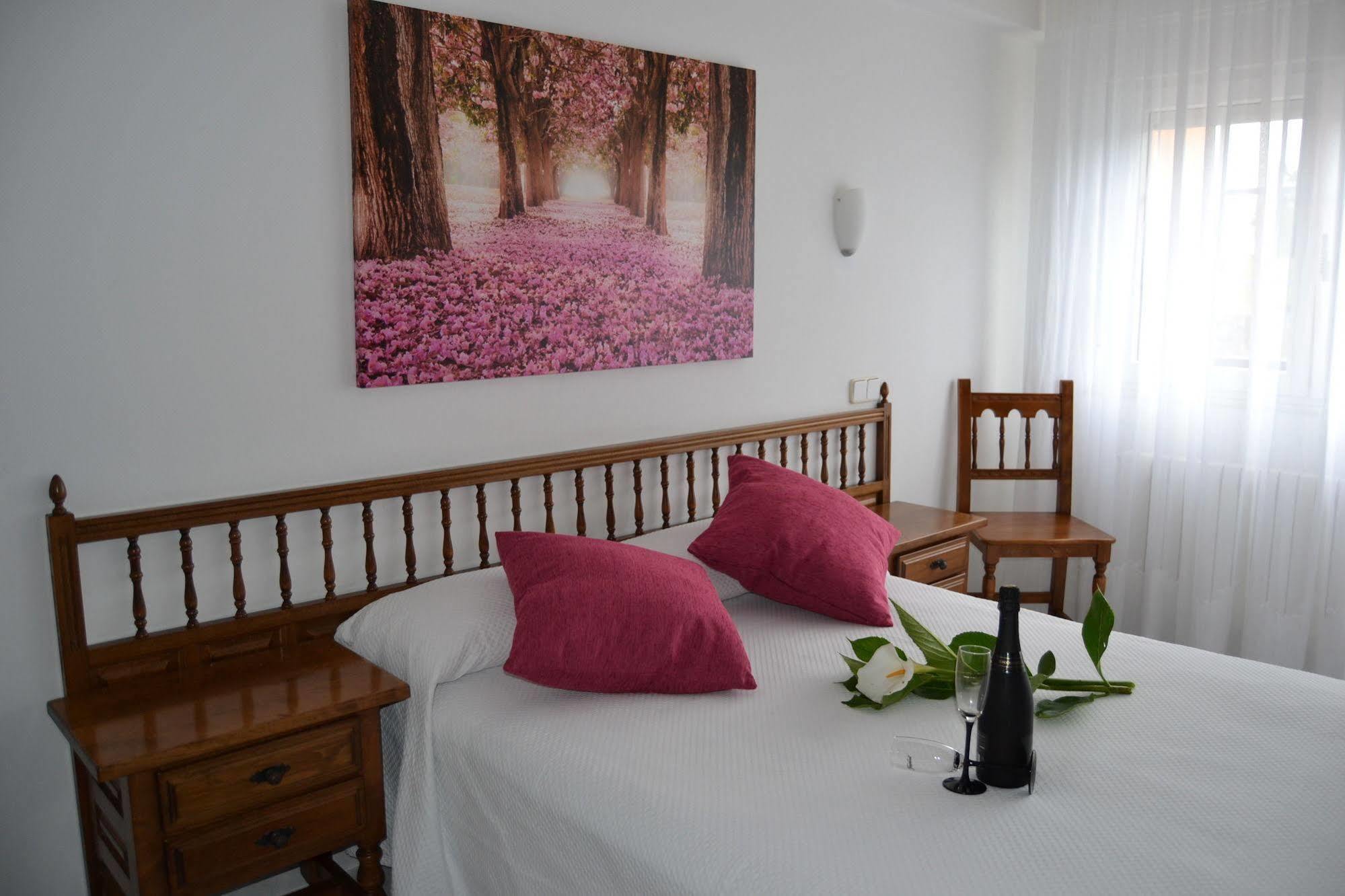 Hostal Pereirina セー エクステリア 写真